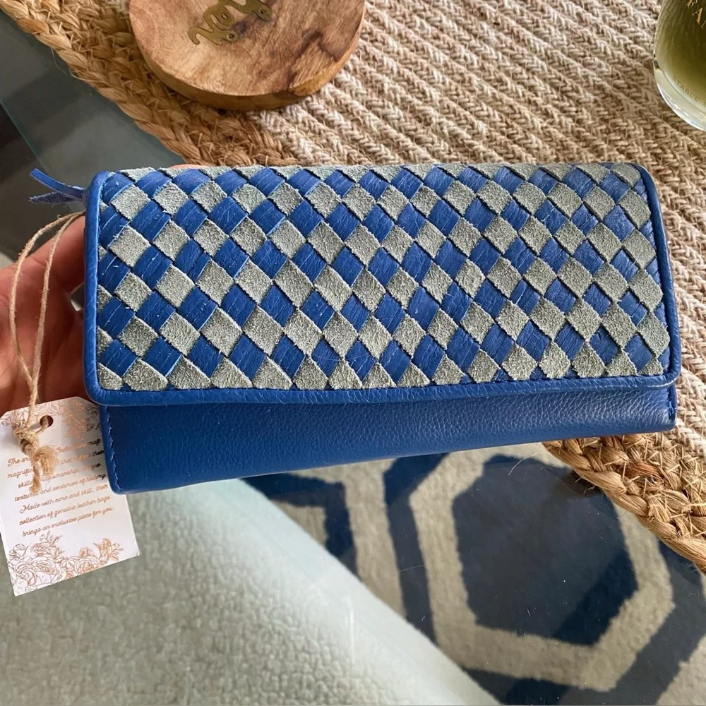 💙 GENUINE LEATHER BLUE SAGE GREY WOVEN WALLET!